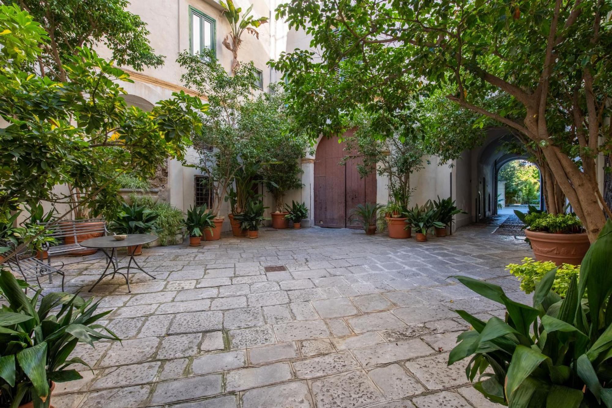 Palazzo De Gregorio Apartments Palermo Exterior foto